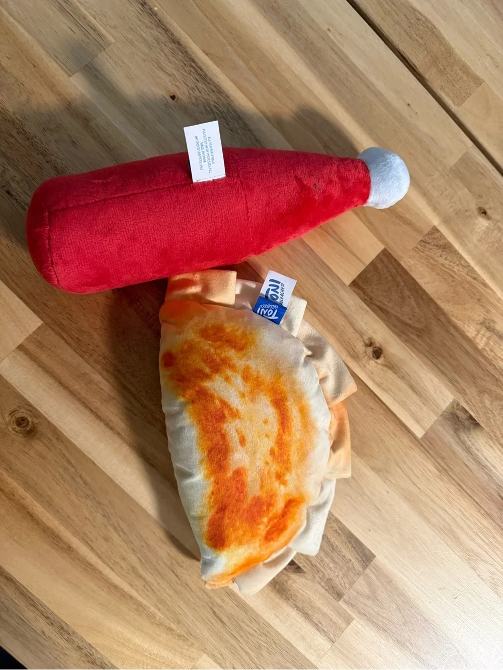 Toni Unleashed soft red